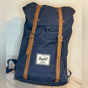 Herschel Retreat Backpack in Navy Blue
